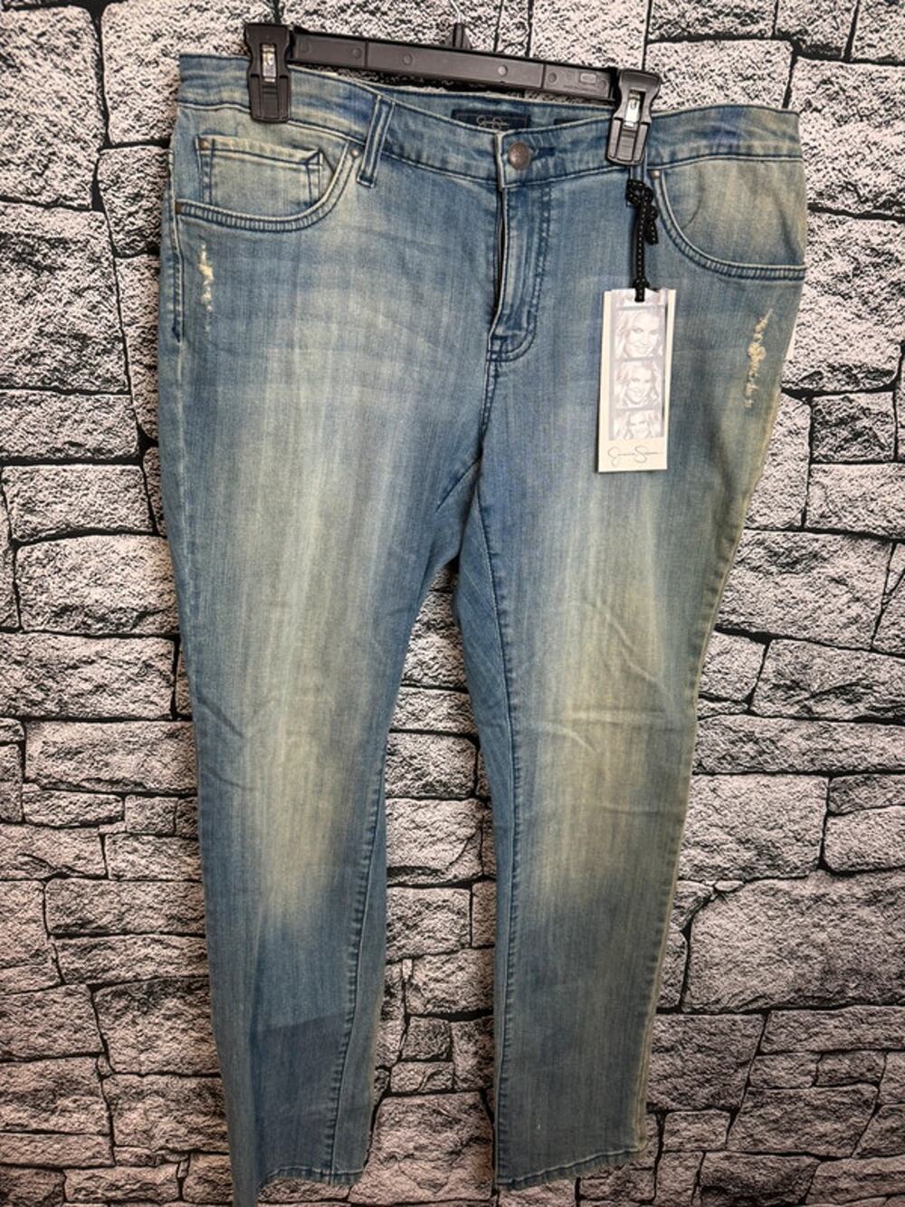 NWT Jessica Simpson Forever Skinny Jeans - 16W